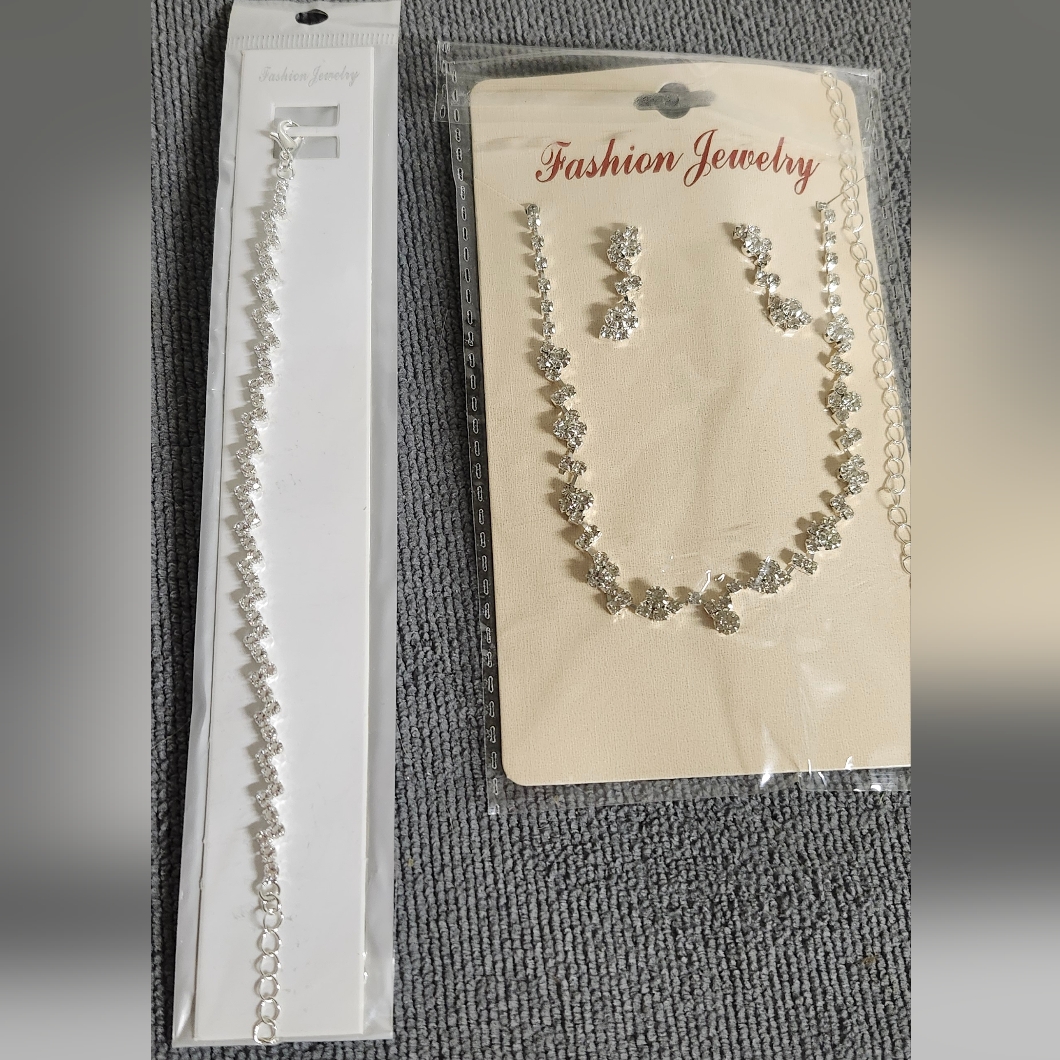 Elegant Silver Jewelry Set Costume Jewelry